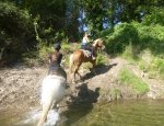 LA BALLADE DU VAL DE  CENTRE DE TOURISME ÉQUESTRE Goudargues